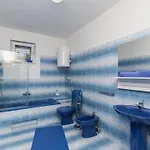 Enzian Apartman *