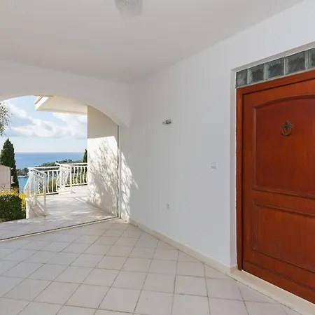 Apartment Enzian Mlini